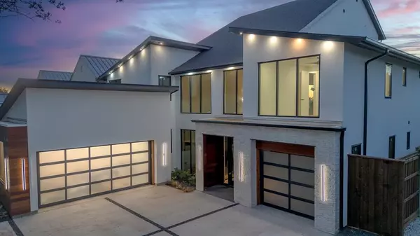 Dallas, TX 75218,9457 Waterview Road