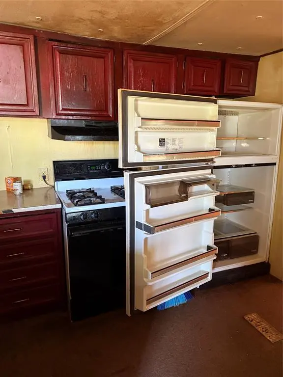 Comanche, TX 76442,601 E Walcott Avenue