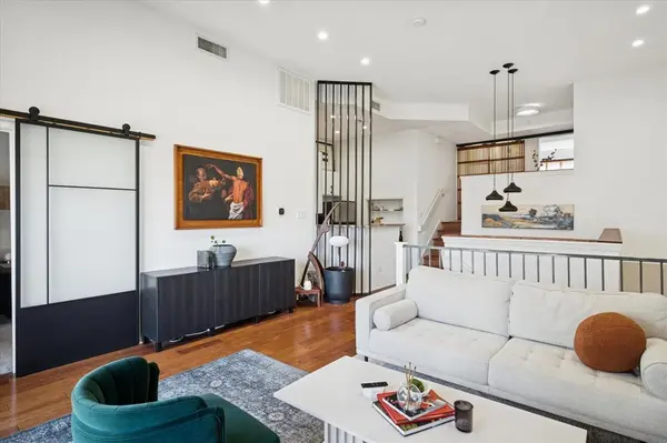 Dallas, TX 75201,2201 Wolf Street #3204