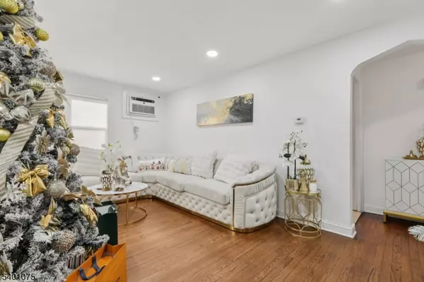 Clifton City, NJ 07011,102 Sheridan Ave