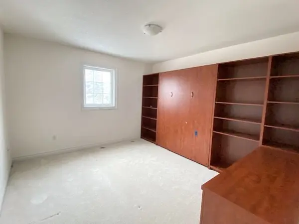 Toronto C07, ON M2R 1C7,63 Farrell AVE