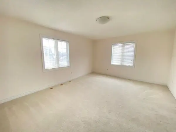 Toronto C07, ON M2R 1C7,63 Farrell AVE