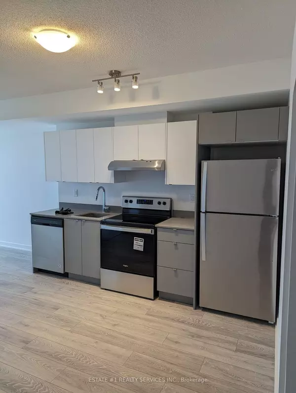 Burlington, ON L7M 2A8,3210 Dakota Common #214