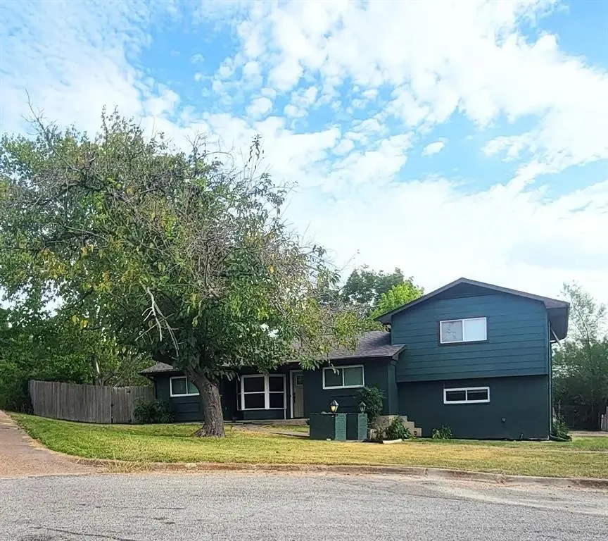 Commerce, TX 75428,1207 Northwood Drive