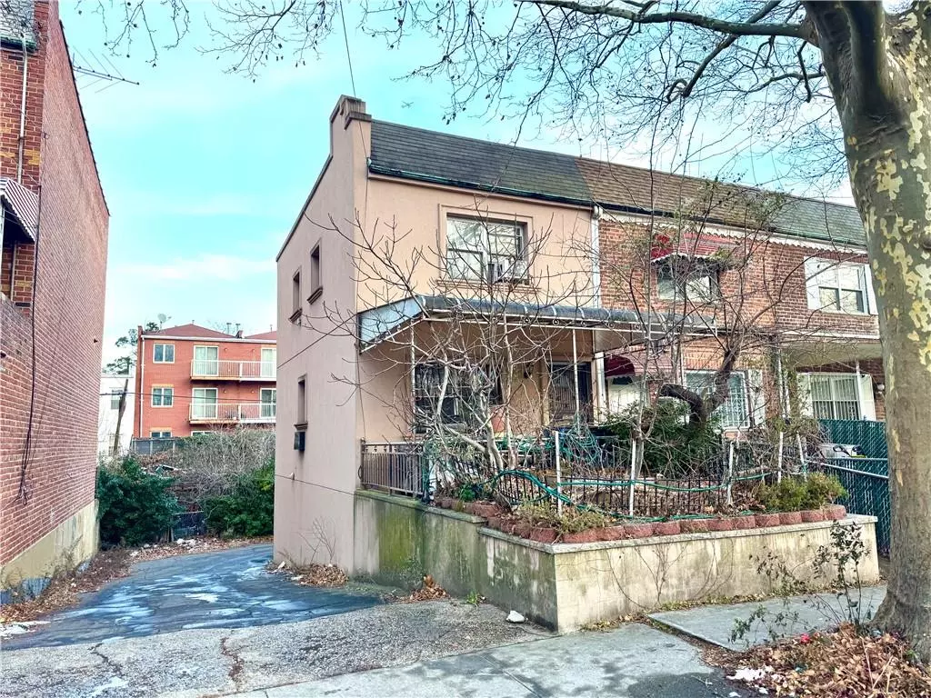 Brooklyn, NY 11229,2115 Batchelder ST