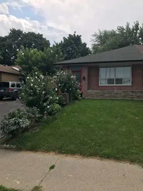 Brampton, ON L6T 2W2,46 Autumn BLVD