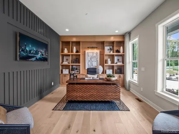 3415 Maple Ridge DR, Ann Arbor Twp, MI 48105