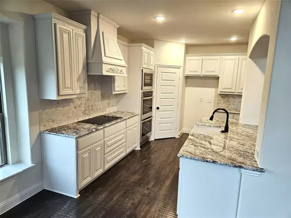 Van Alstyne, TX 75495,2708 Silo Lane