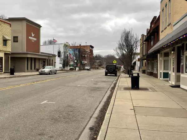 Leslie, MI 49251,163 S Main ST #A