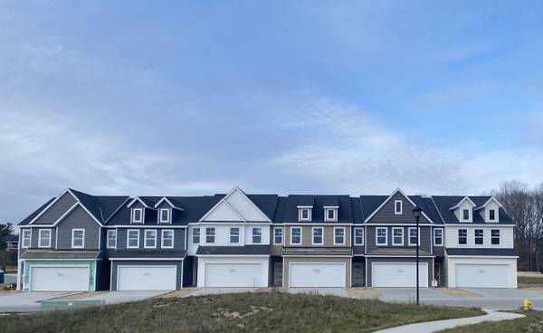 4237 Stratton BLVD #22, Kentwood, MI 49512