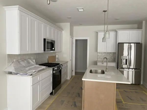 Kentwood, MI 49512,4237 Stratton BLVD #22