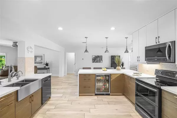 Lauderdale By The Sea, FL 33308,255 Imperial Lane