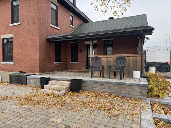 Erin, ON N0B 1T0,12 Erinville DR