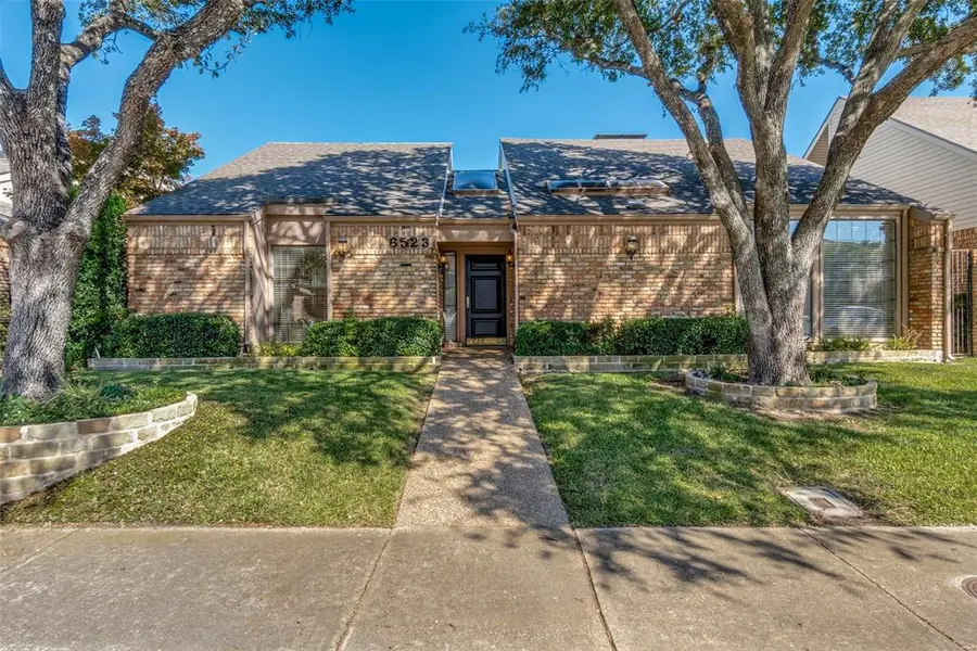 6523 Brook Lake Drive, Dallas, TX 75248