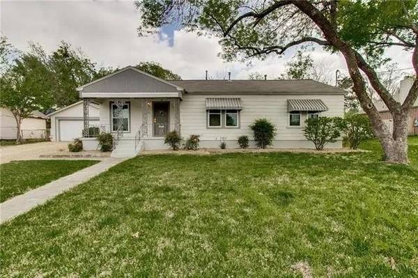 1808 Random Road,  Carrollton,  TX 75006