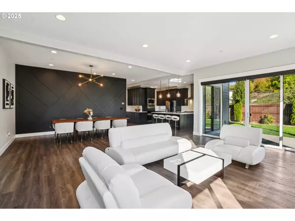 Washougal, WA 98671,900 W Magnolia LOOP