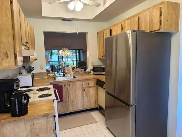 Deerfield Beach, FL 33442,1985 SW 15th St #126