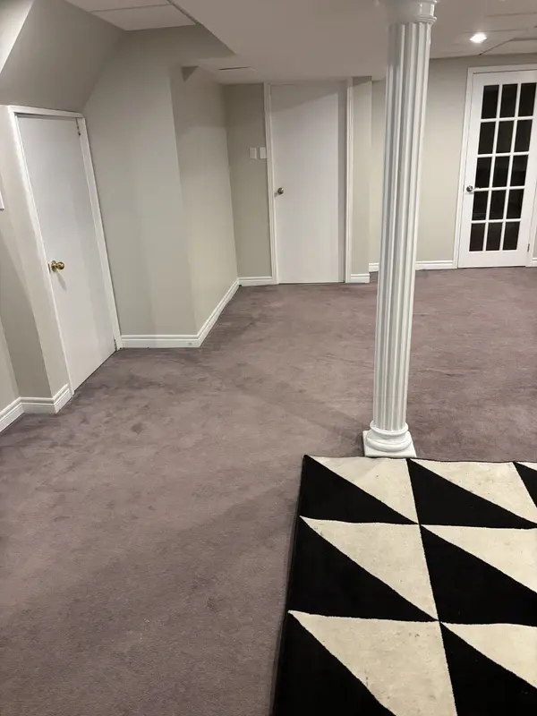 Mississauga, ON L5N 7V4,3968 Foxwood AVE #Basement