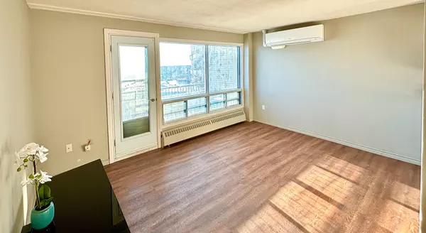 Cityview - Parkwoods Hills - Rideau Shore, ON K2E 6Z7,20 Chesterton DR #707