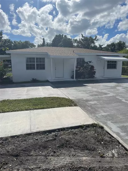 6118 Funston St, Hollywood, FL 33023