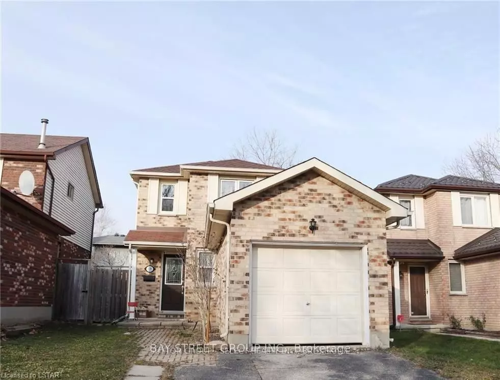 London North, ON N6G 4H2,135 Walmer Garden