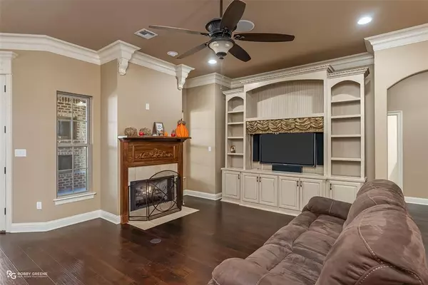 Bossier City, LA 71111,517 Hunters Run