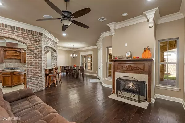 Bossier City, LA 71111,517 Hunters Run