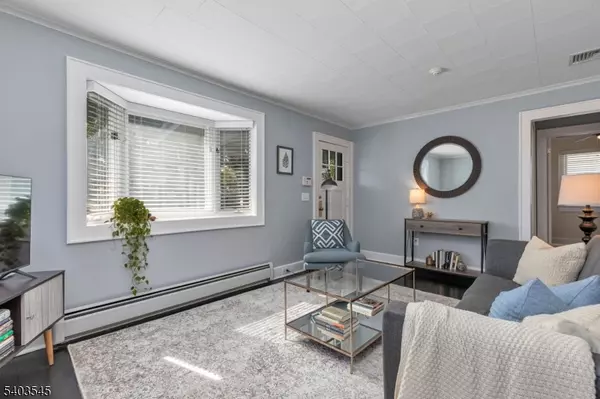 Verona Twp., NJ 07044,46 Hillside Ave