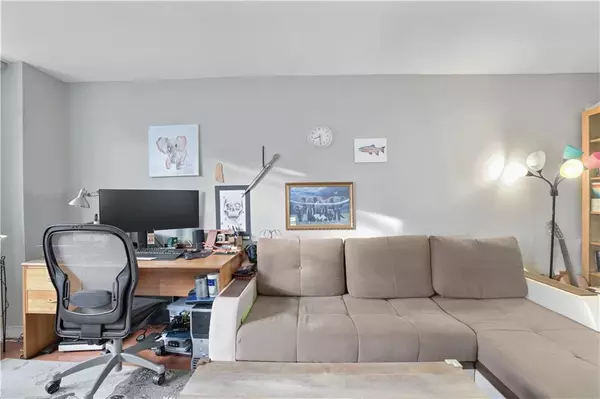 Brooklyn, NY 11229,1075 Sheepshead Bay RD #2S