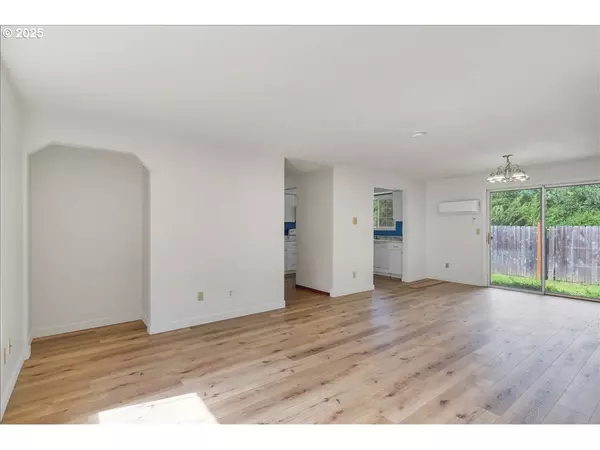 Dayton, OR 97114,113 MAIN ST