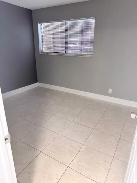 Deerfield Beach, FL 1,212 NW 46th Ct #212