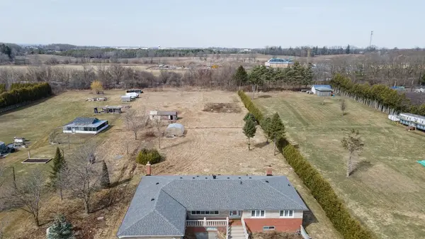 Whitchurch-stouffville, ON L4A 2P3,2104 St John's Side RD