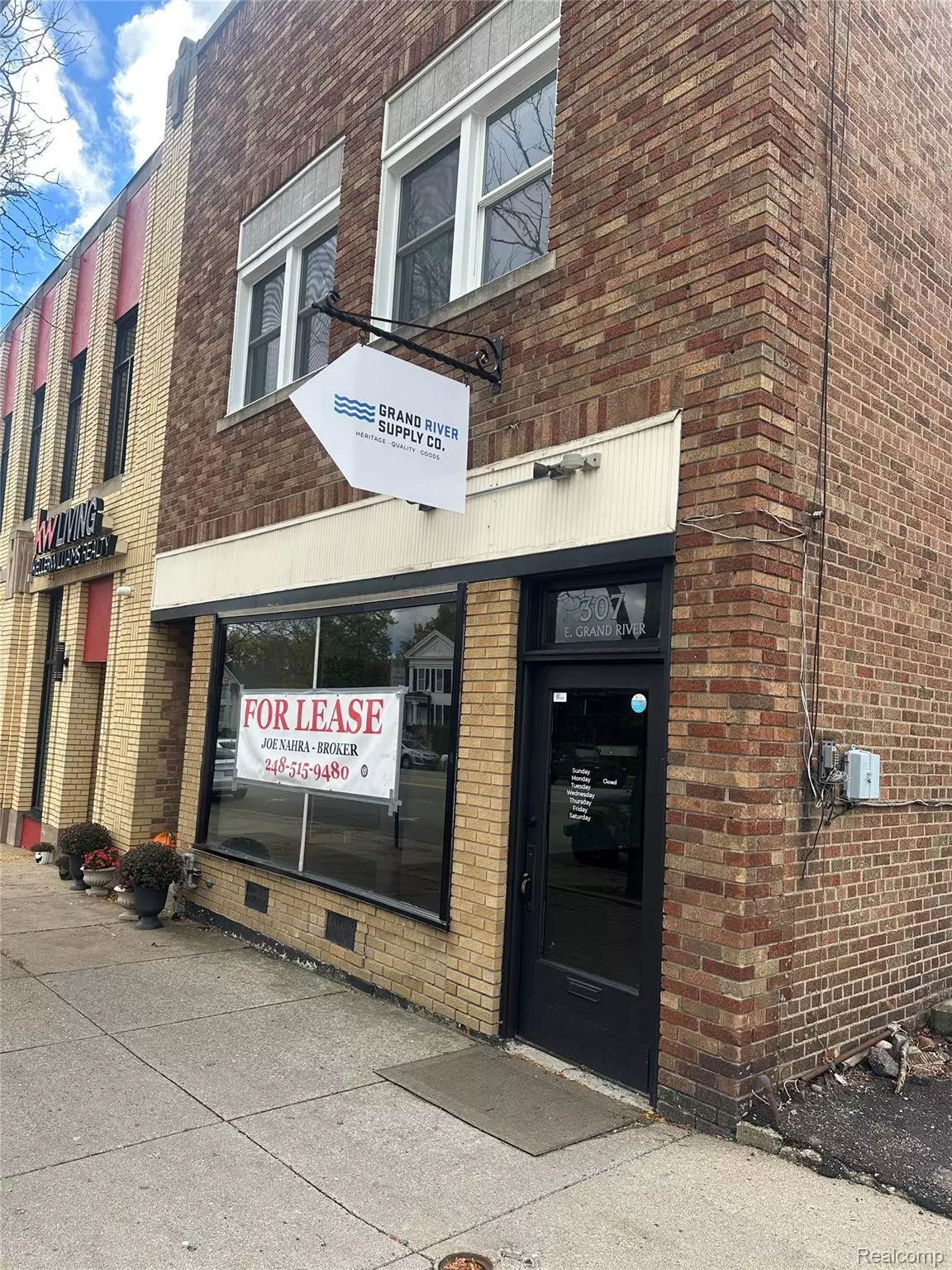 Howell, MI 48843,307 E Grand River AVE