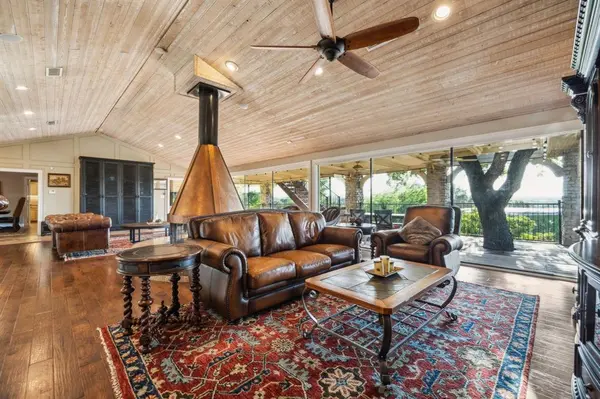 Trophy Club, TX 76262,403 Hilltop