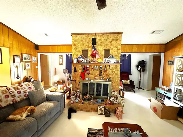 Ovilla, TX 75154,707 Buckboard Street