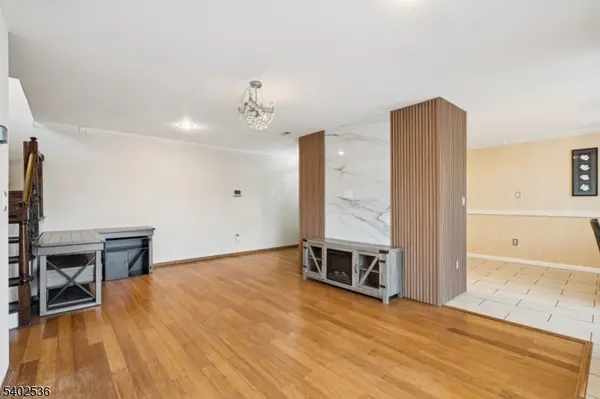 Sayreville Boro, NJ 08859,36 Farnham Sq