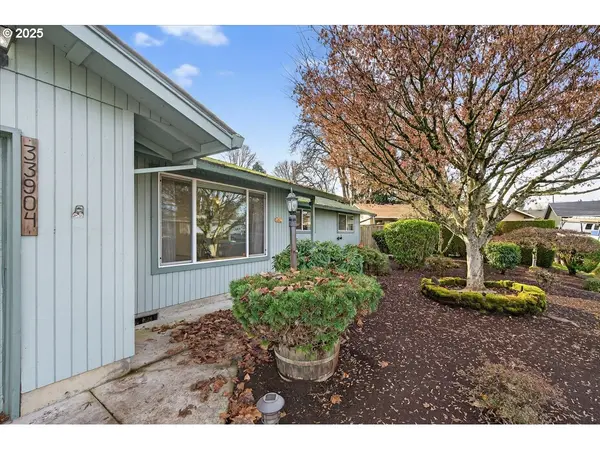 Scappoose, OR 97056,33904 SE PATRICIA WAY