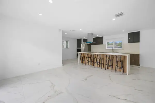 Miami, FL 33179,19930 NE 20th Ct