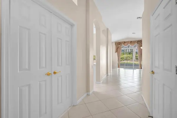 Boynton Beach, FL 33437,5065 Glenville Dr