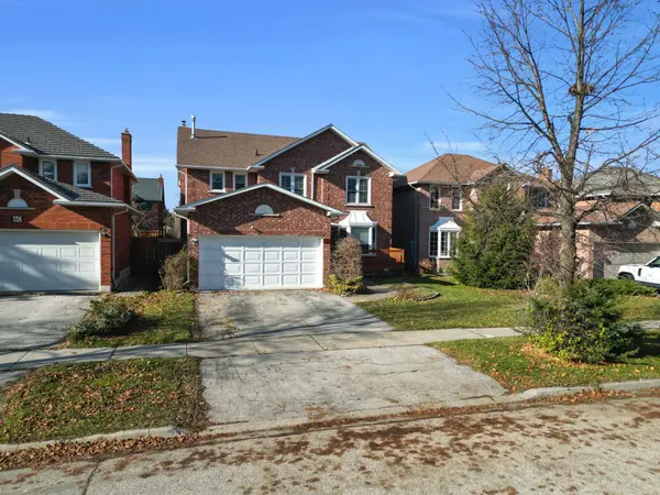 Richmond Hill, ON L4S 1G6,62 Luba AVE