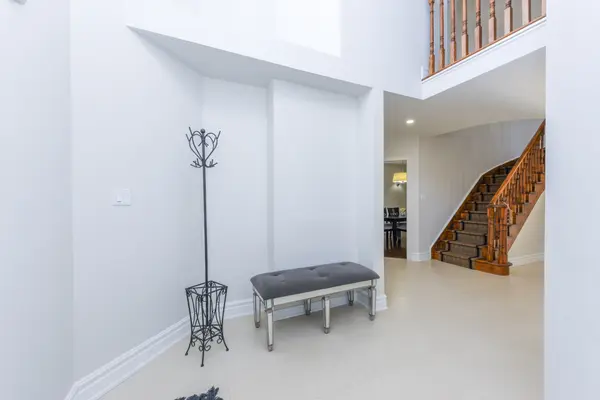 Caledon, ON L7E 1X7,7 Southbury Manor DR