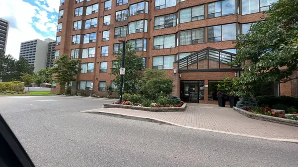 Burlington, ON L7S 2J3,1270 MAPLE CROSSING BLVD #704