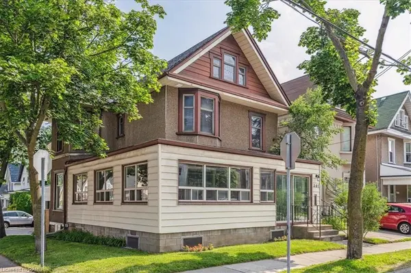 307 Cumberland AVE #Main, Hamilton, ON L8M 2A4