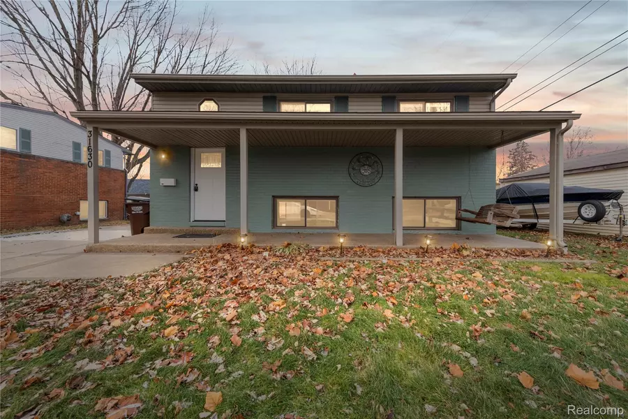 31630 E Ditner DR, Rockwood, MI 48173