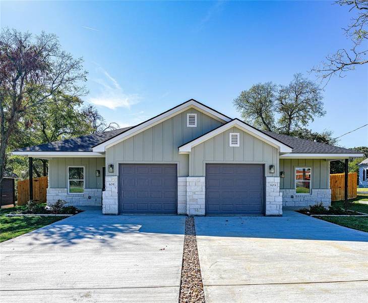 105 S Barron, Covington, TX 76636