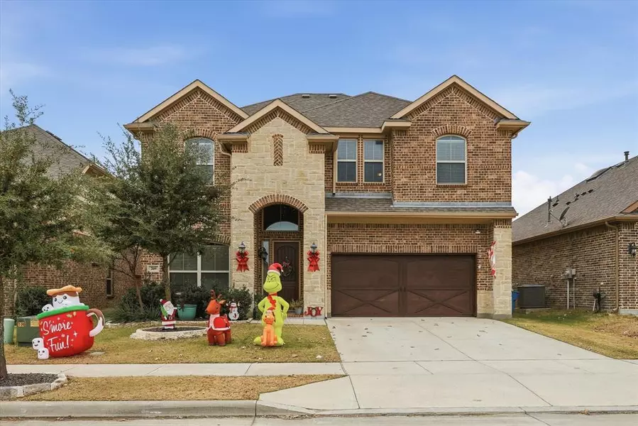 209 Mineral Point Drive, Aledo, TX 76008