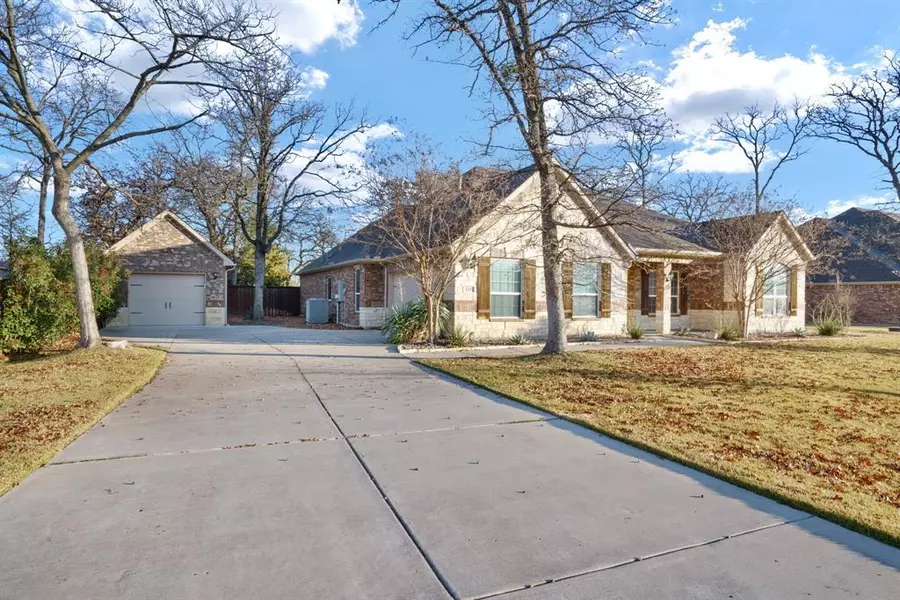 115 Spanish Oak Drive, Krugerville, TX 76227