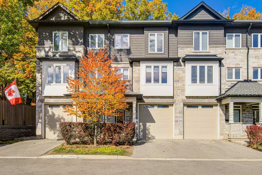 111 Wilson ST E #2, Hamilton, ON L9B 2G7