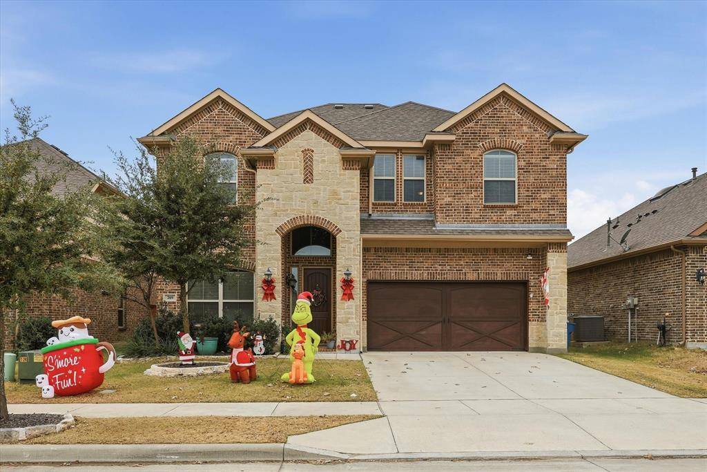 209 Mineral Point Drive, Aledo, TX 76008