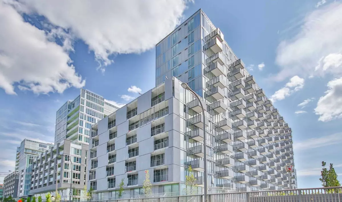 Toronto C06, ON M3H 0E2,38 Monte Kwinter CT #620